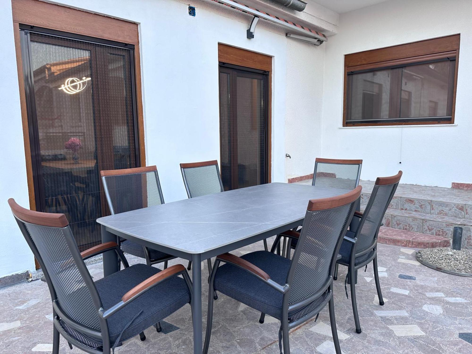 Apartmani 4 Palme Starigrad Paklenica Exterior foto
