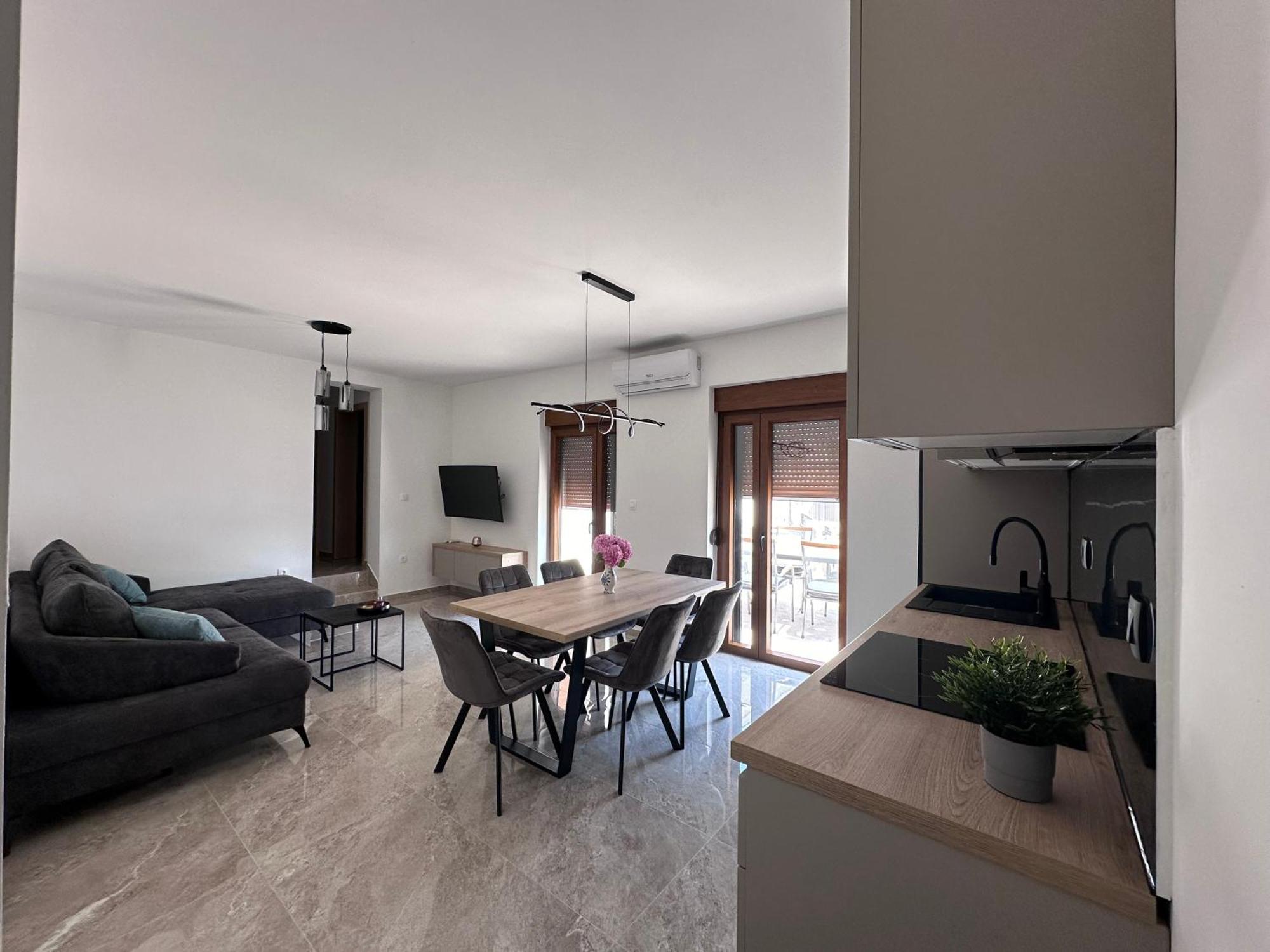 Apartmani 4 Palme Starigrad Paklenica Exterior foto