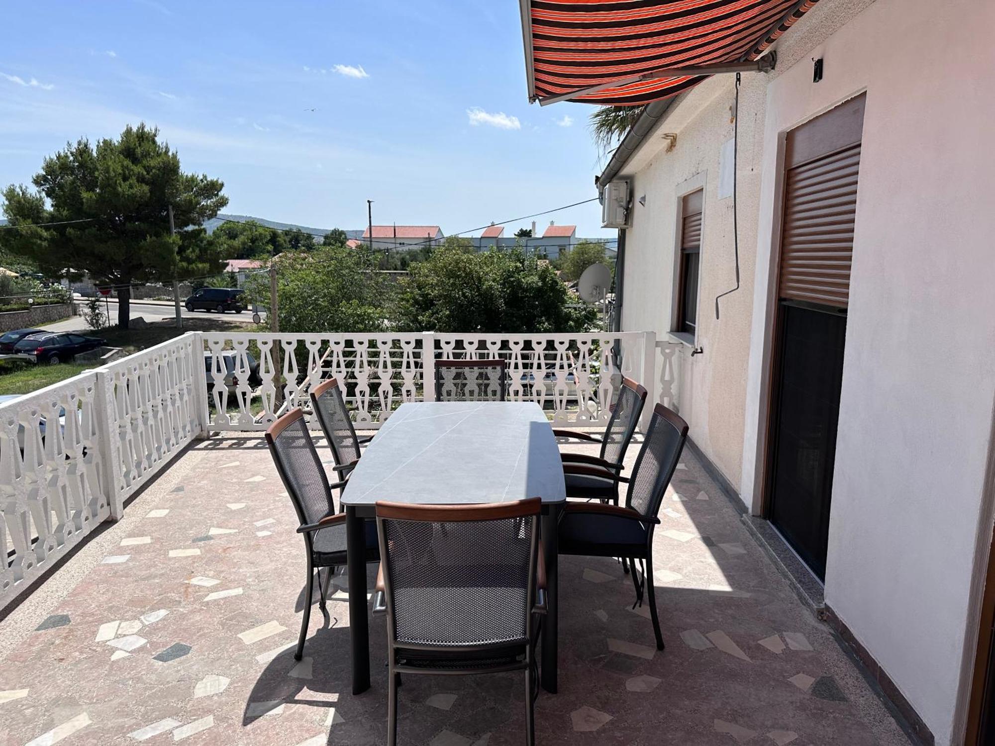 Apartmani 4 Palme Starigrad Paklenica Exterior foto